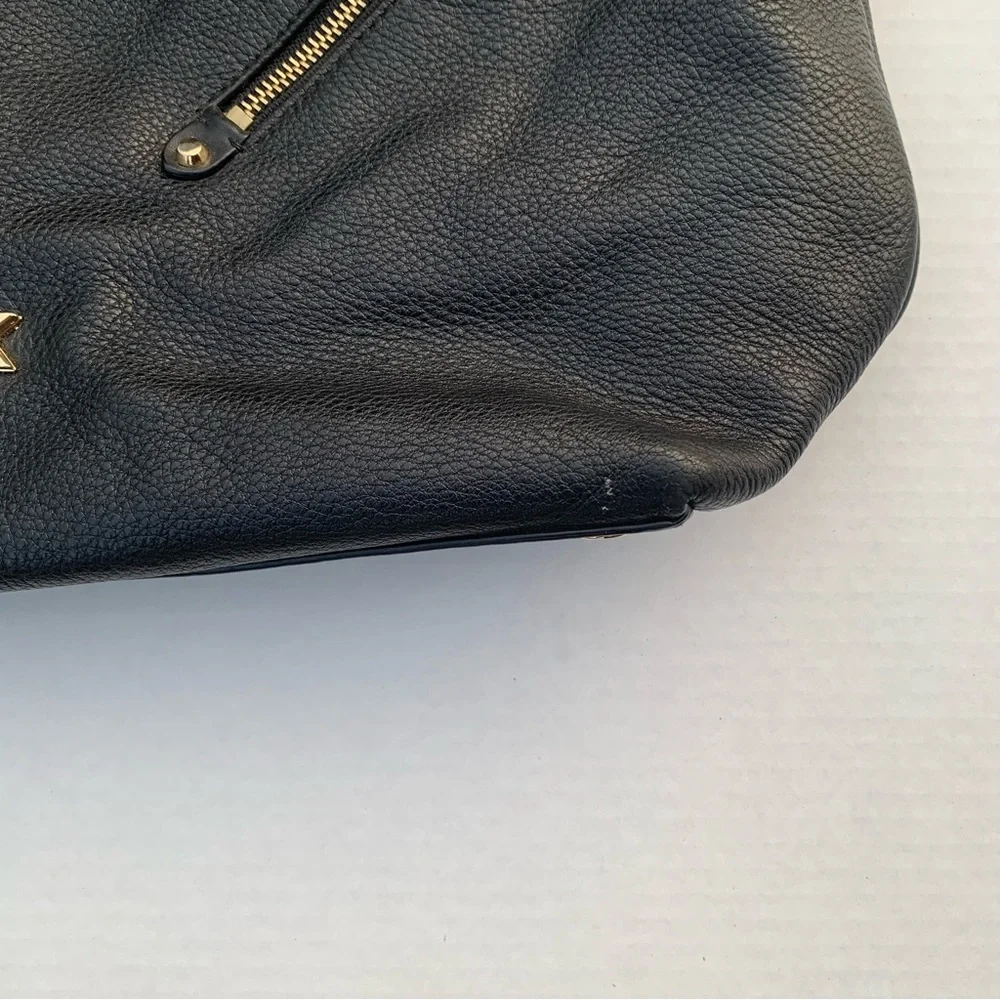 Michael Kors Evie Large Pebbled Shoulder Bag